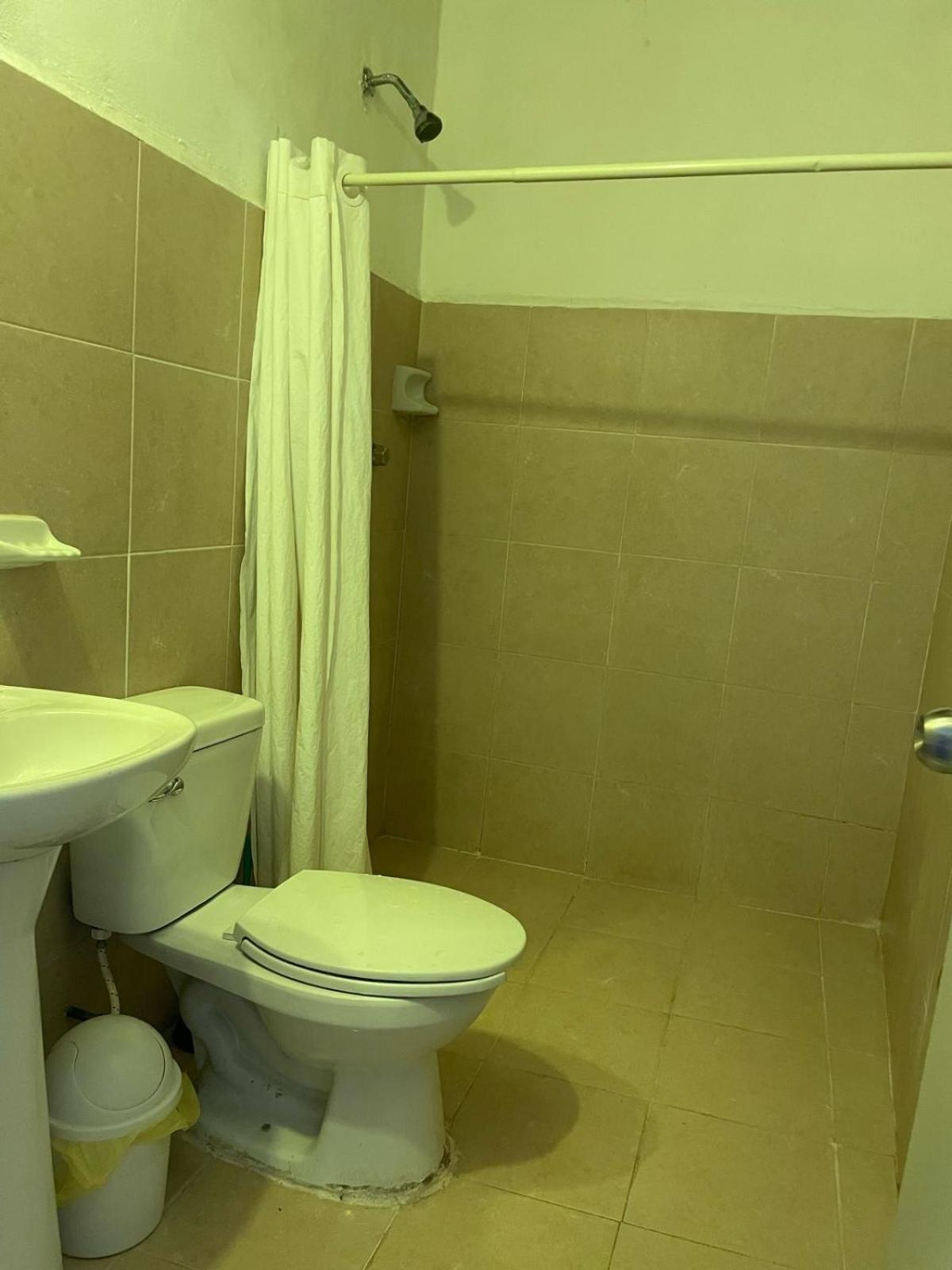 La Casa Del Keej Hostel Меріда Екстер'єр фото
